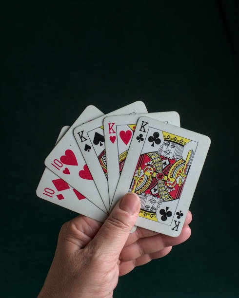 Capsa Susun Game